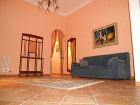Sicilian House