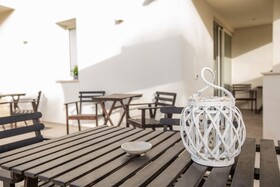 IzzHome Bella Vita Superior Room