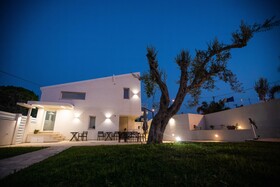 IzzHome Bella Vita Superior Room