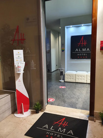 Alma Hotel