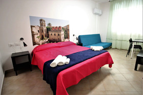 B&B Into Palermo