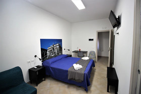 B&B Into Palermo