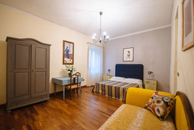 Boutique B and B Vintage