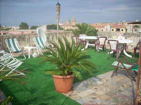 Camelot Bed & Breakfast