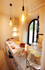 Casa Nostra Luxury Suites