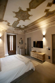 Casa Nostra Luxury Suites