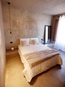 Casa Nostra Luxury Suites