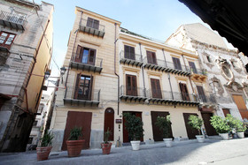 Casa Nostra Luxury Suites