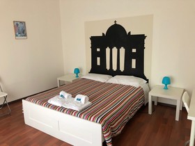 Castelnuovo Rooms & Breakfast