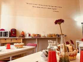 Castelnuovo Rooms & Breakfast