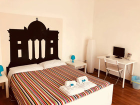 Castelnuovo Rooms & Breakfast
