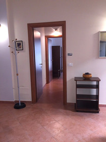 Hola Cathedral House