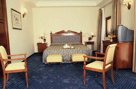 Hotel Federico II Central Palace