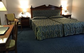 Hotel Federico II Central Palace
