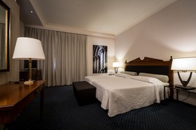 Hotel Federico II Central Palace