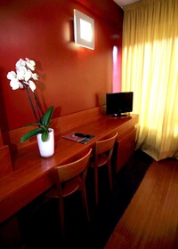 Marbela Apartments & Suites