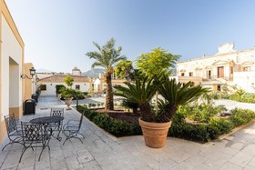 Villa del Gattopardo Suites & Spa