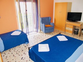 Ri.Mo's Rent Room