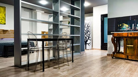 Suite In Center