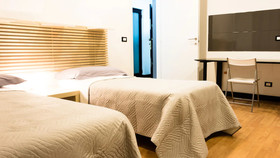 Suite In Center