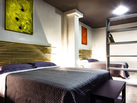 Suite In Center