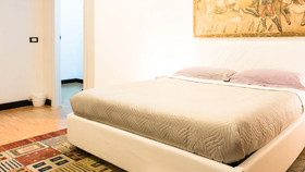 Suite In Center