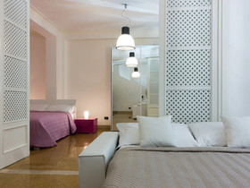 Suite In Center
