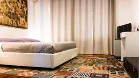 Suite In Center