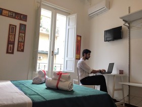 Yoo Room
