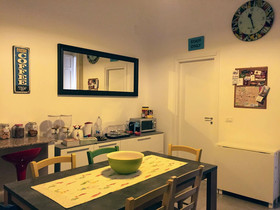 Yoo Room