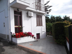 Casavacanzeinsicilia Etna Taormina