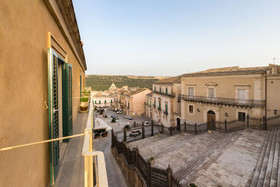 Appartamenti Vista Duomo Ibla Pomelia