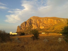 Sikania