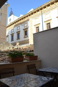 Agora Panoramic Rooms