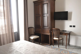 Agora Panoramic Rooms