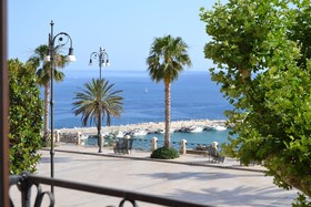Agora Panoramic Rooms