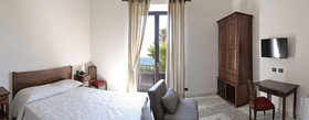 Agora Panoramic Rooms