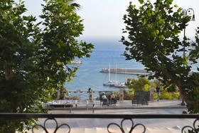 Agora Panoramic Rooms