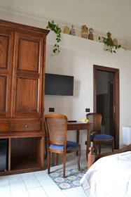 Agora Panoramic Rooms