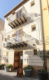 La Lanterna Di Bachi