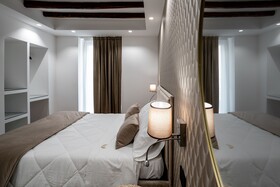 Sofi Center Rooms