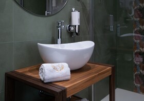Sofi Center Rooms