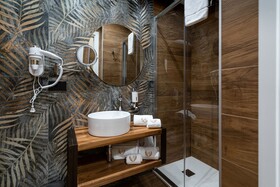 Sofi Center Rooms