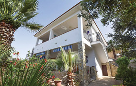 Villa Eden