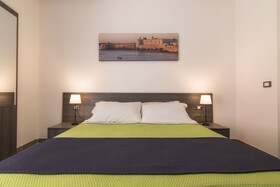 Cavour Rooms