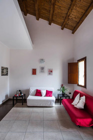 Kyanos Residence