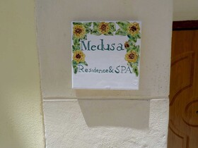 Medusa Rooms & SPA