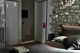 Olivia Rooms Teocrito