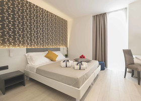 Thalya  Hotel