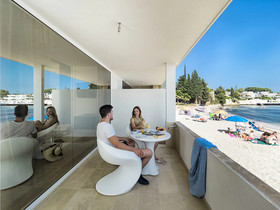 White Bay Resort